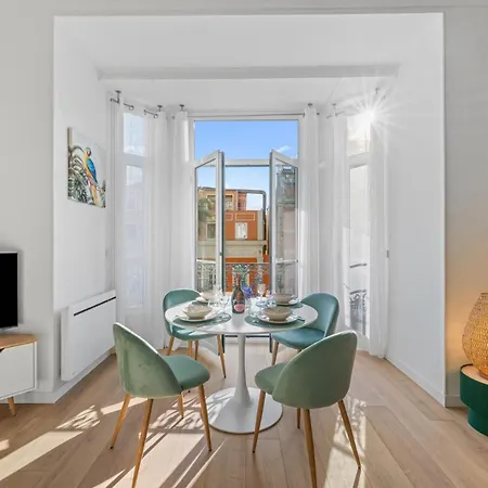 Le Zenitude A Deux Pas De La Holiday home Menton