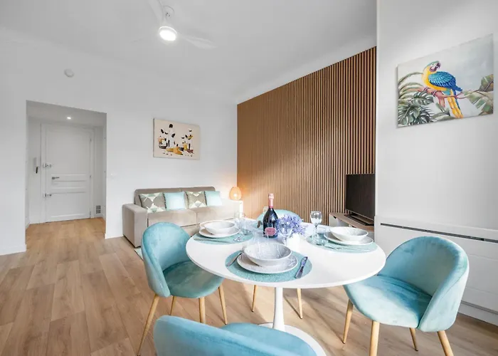 Le Zenitude A Deux Pas De La مينتون